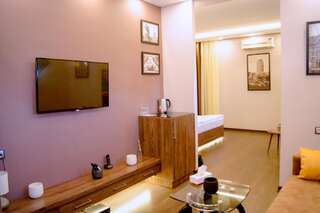 Отель Moscow Boutique Hotel Ереван Суперлюкс с кроватью размера "king-size"-11