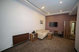 Отель Moscow Boutique Hotel Ереван Большой двухместный номер с 1 кроватью-5