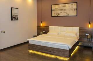 Отель Moscow Boutique Hotel Ереван Суперлюкс с кроватью размера "king-size"-21