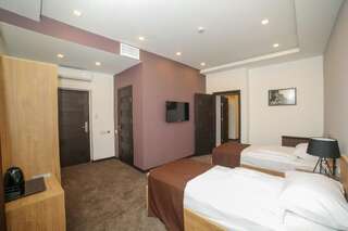 Отель Moscow Boutique Hotel Ереван Двухместный номер эконом-класса с 1 кроватью-1